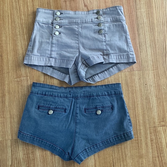 Forever 21 Denim Shorts - Picture 3 of 7
